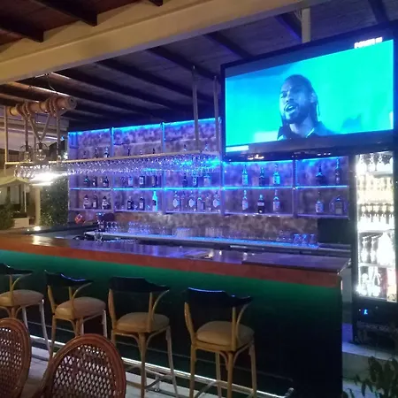 Destina Bar Restaurant 酒店 穆拉